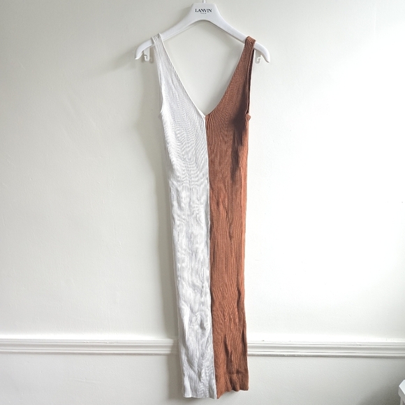 New Staud Dana Ribbed Knit V-Neck Sleeveless Tan/White Midi Dress NWOT Medium - Picture 9 of 16